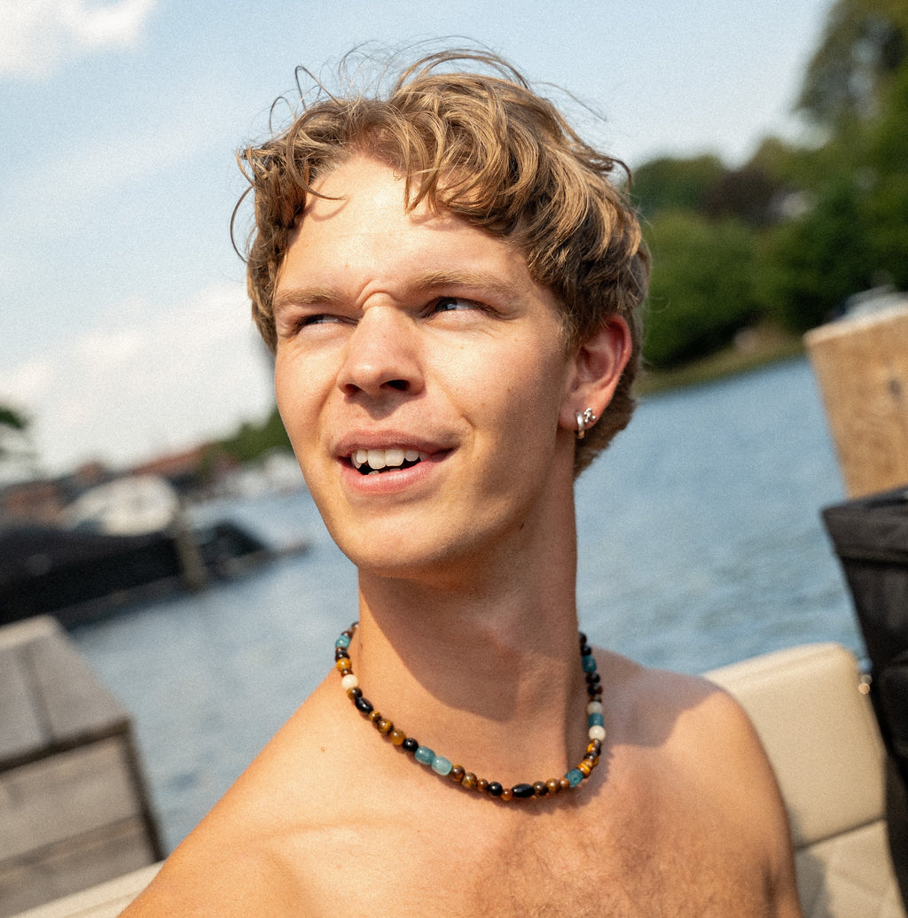 BLÅ X 08